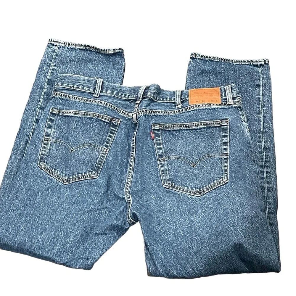 LEvi’s Premium ‘93 denim 501 button fly jeans 40 x 32